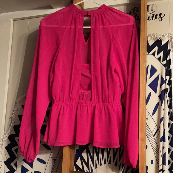 Fushia XS Express Top Dress Up or wear Out! - Picture 2 of 4